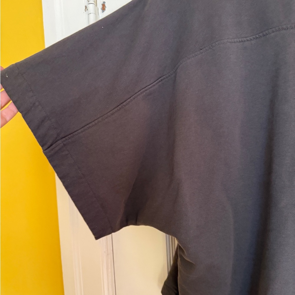 Zara Batwing Short-Sleeved Sweatshirt - Picture 8 of 10